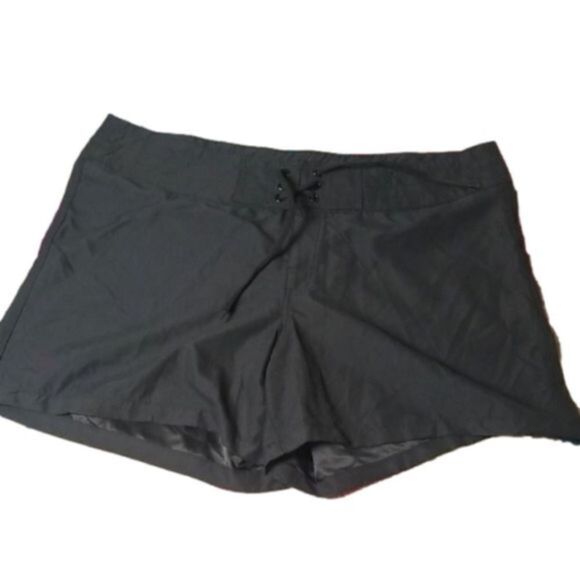 Island Escape Women's size 16 black swim shorts drawstring closure‎ - Picture 1 of 5